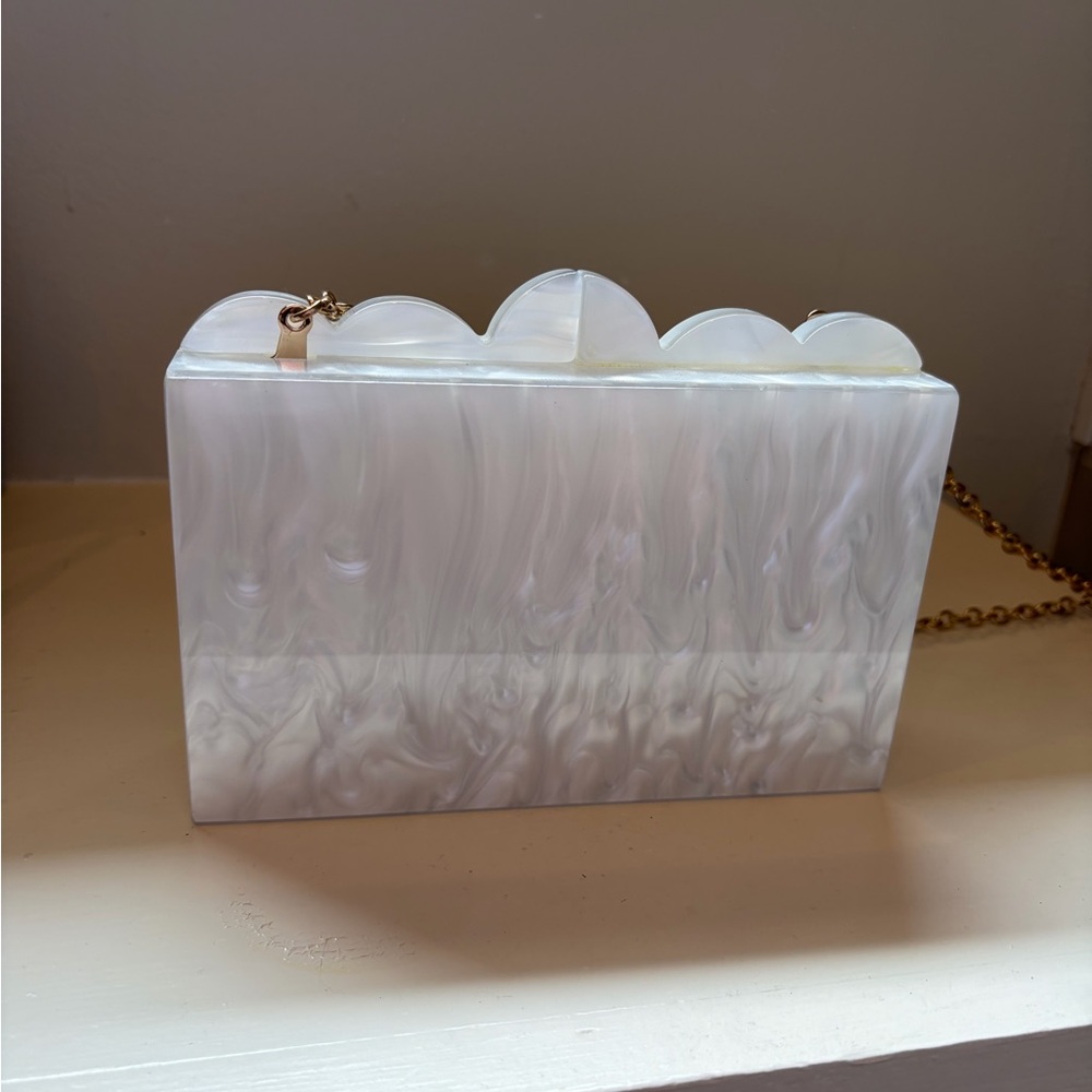 Pearlescent White Scalloped Acrylic Box Clutch with Gold Chain